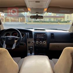 Toyota Sequoia